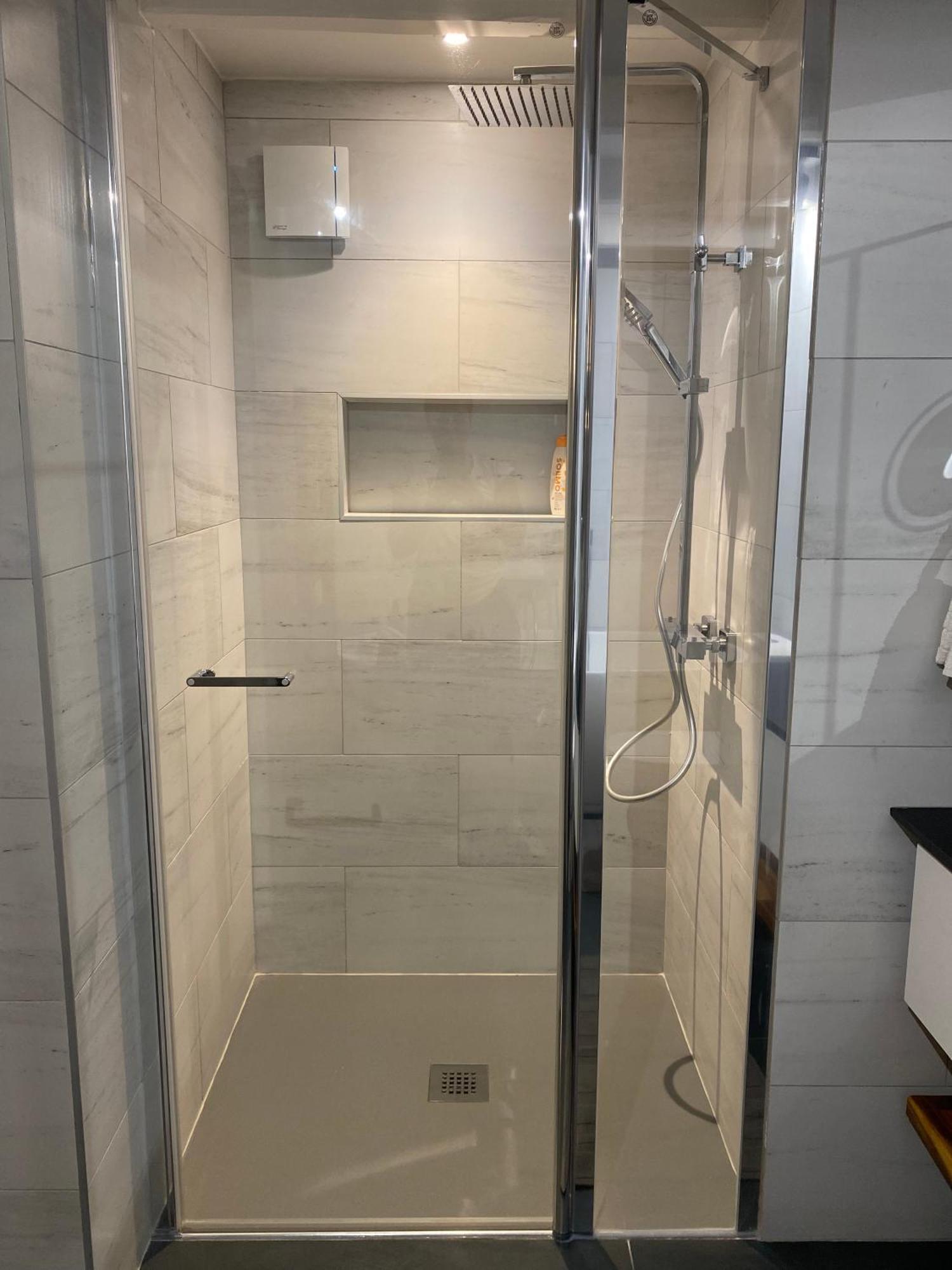 Appartement Avec Piscine Privee Dans Residence Pour 6 Personnes Uzes Exterior photo