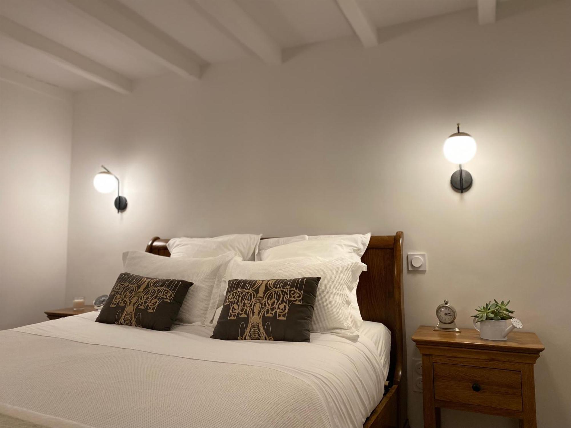 Appartement Avec Piscine Privee Dans Residence Pour 6 Personnes Uzes Exterior photo